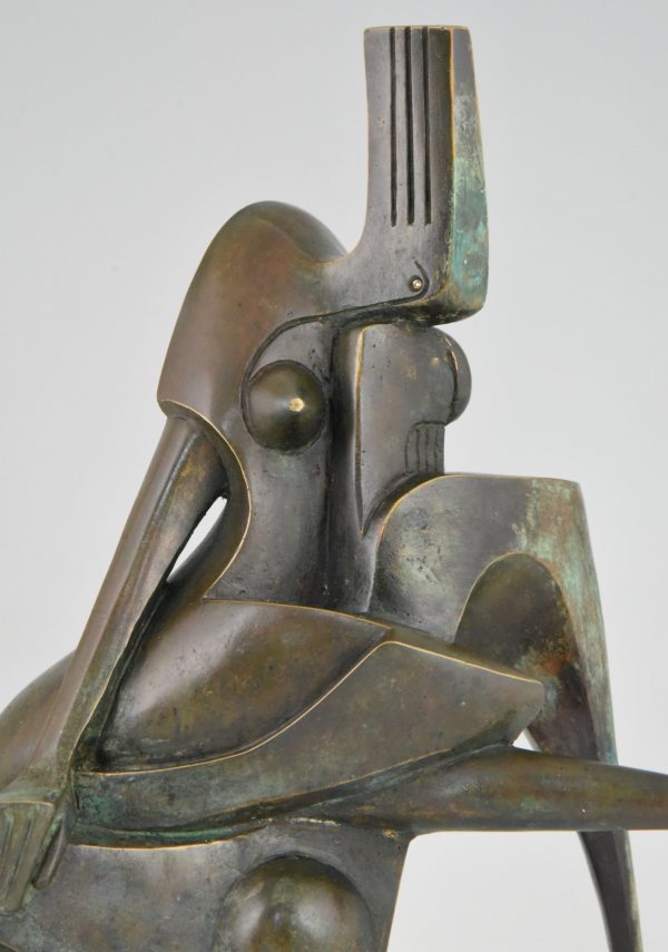 The kiss, modern bronze sculpture embracing couple