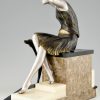Art Deco Skulptur Frau mit Barsoi Hund