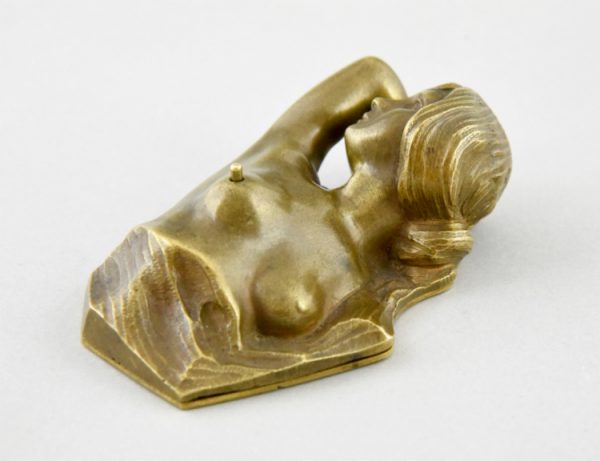Sonnette poussoir erotique Art Nouveau