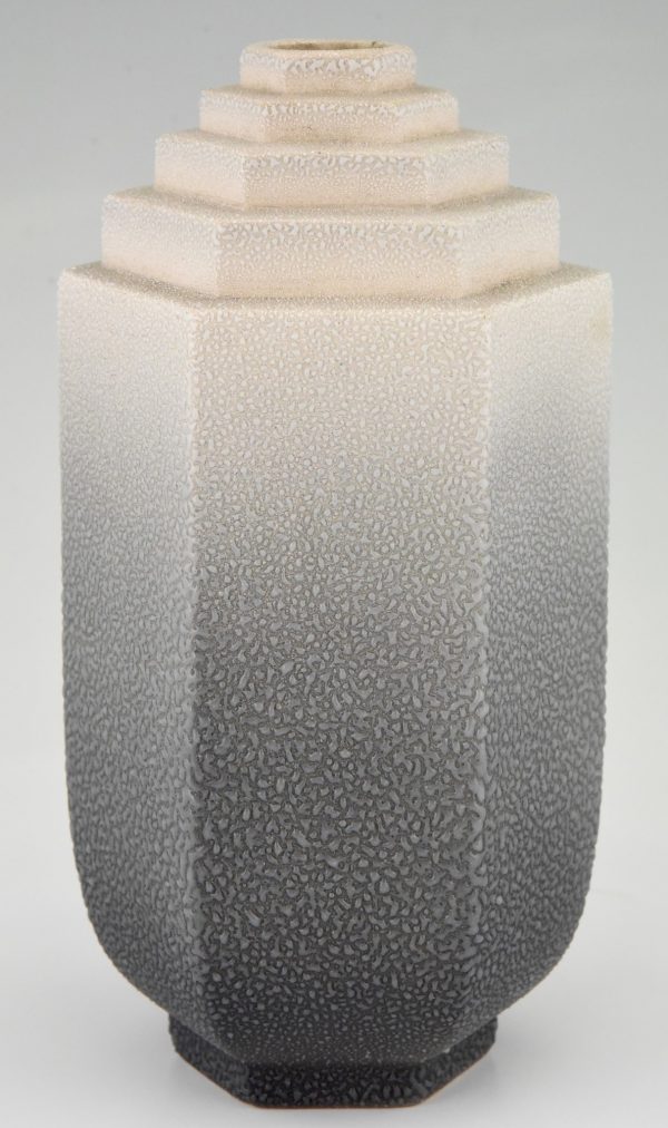 Art Deco vase grey ceramic textured glaze