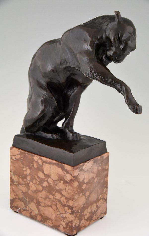 Art Deco bronze sculpture of a sitting panther