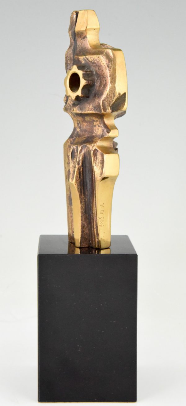 Bronzen sculptuur staande figuur zeventiger jaren