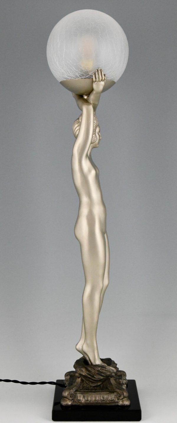 Lampe de style Art Deco femme nue au ballon