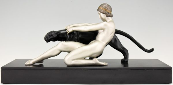 Art Deco sculptuur naakte vrouw met panter