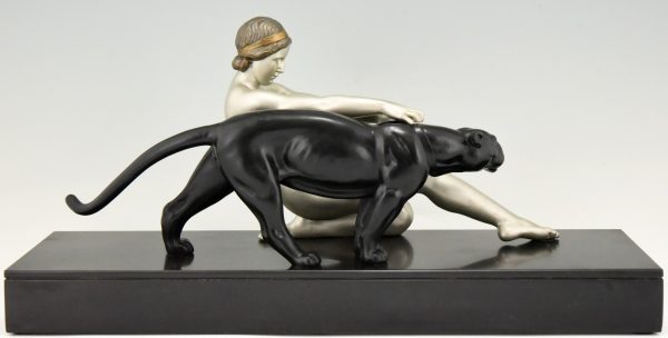 Art Deco Skulptur Frauenakt mit Panther