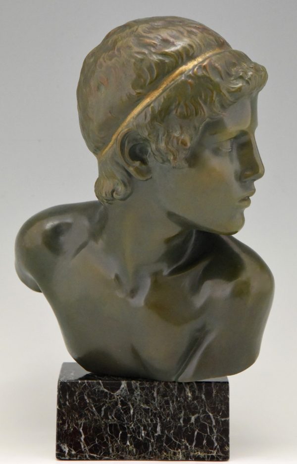 Art Deco bronzen sculptuur jongens buste Achilles 34 cm