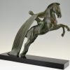 Art Deco sculptuur naakte vrouw op steigerend paard