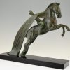 Sculpture Art Deco femme nue au cheval cabrant