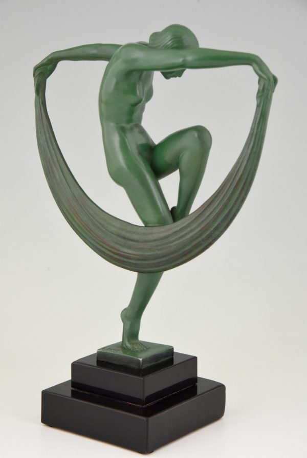 Art Deco sculpture of a scarfdancer