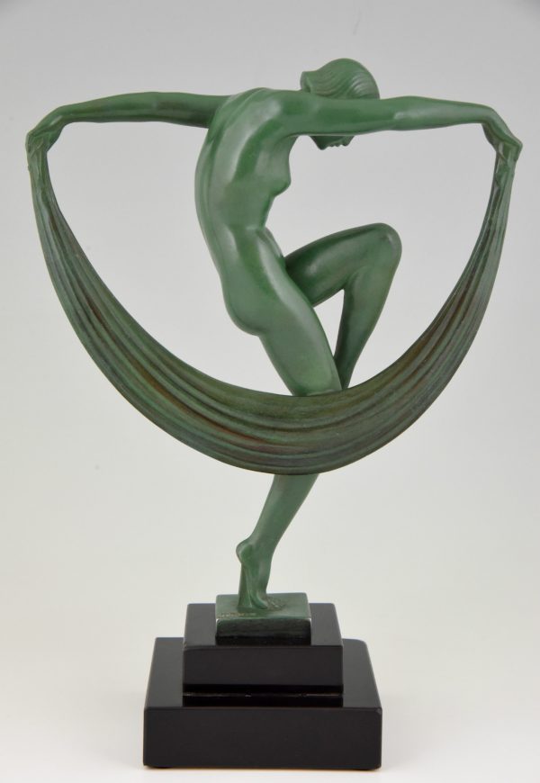 Art Deco sculpture of a scarfdancer