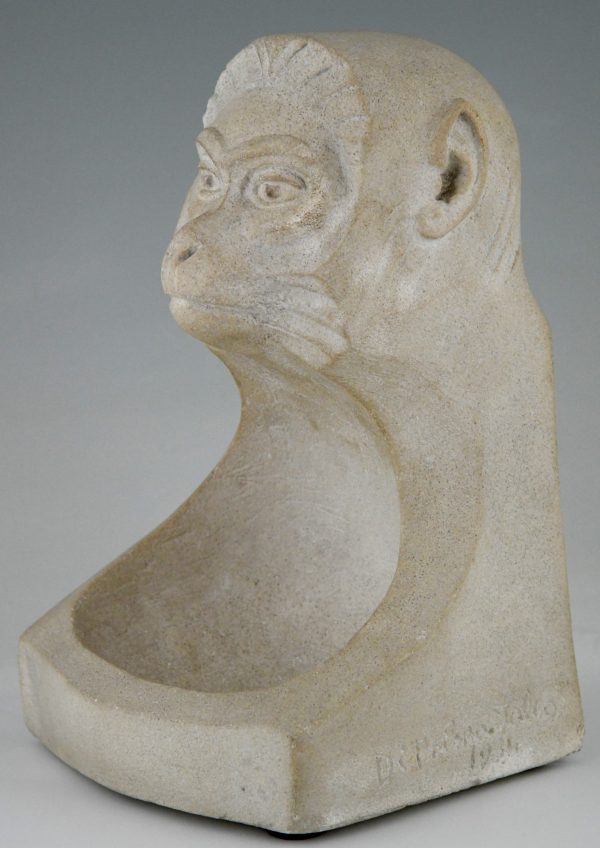 Art Deco sculptuur in steen met aap
