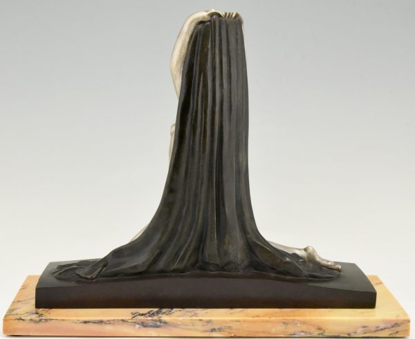 Art Deco sculpture bronze femme nue au drapé