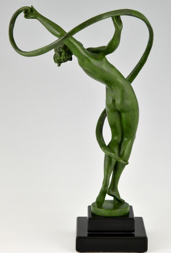 Tourbillon Art Deco sculpture nude dancer with swirling ribbon