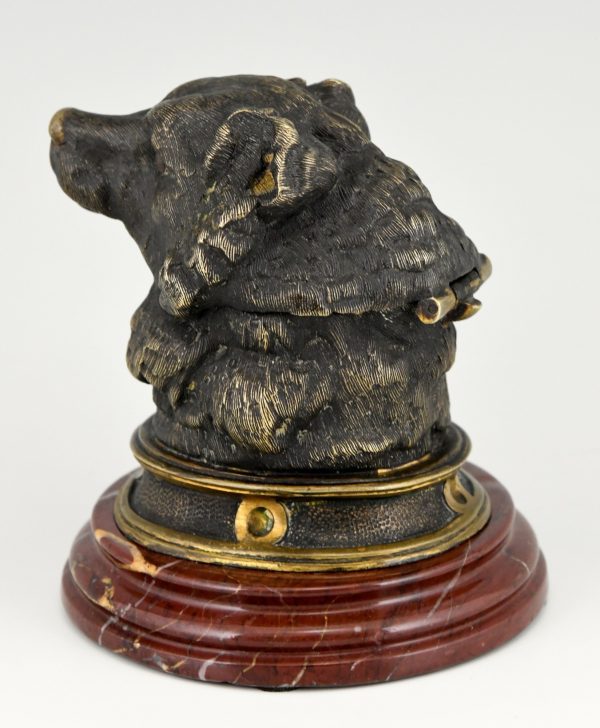 Bronzen inktpot in de vorm van een berenkop