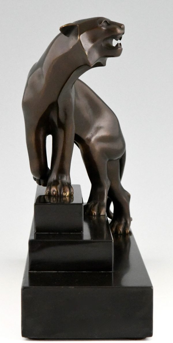 Art Deco bronze sculpture of a panther