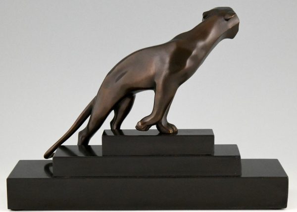 Art Deco bronze sculpture of a panther