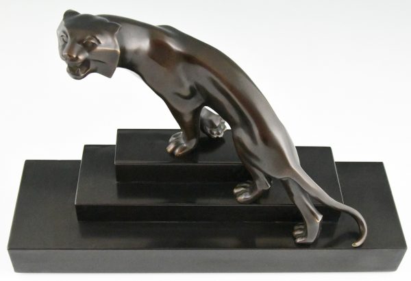 Art Deco bronze sculpture of a panther