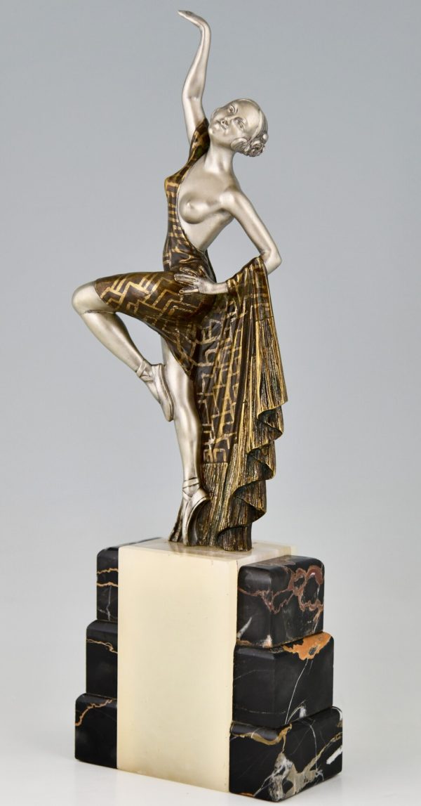 Art Deco bronze sculpture of a dancer