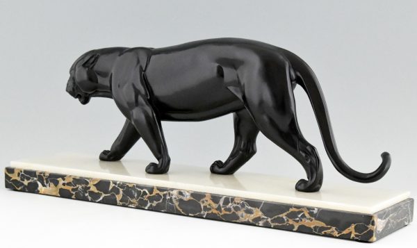 Art Deco sculpture of a panther