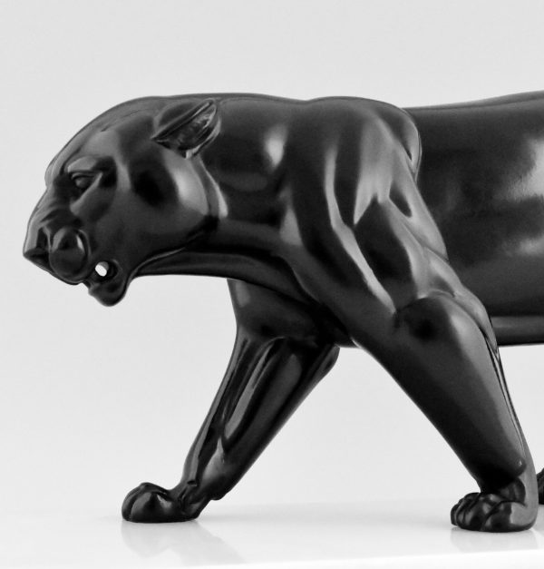 Art Deco sculpture of a panther