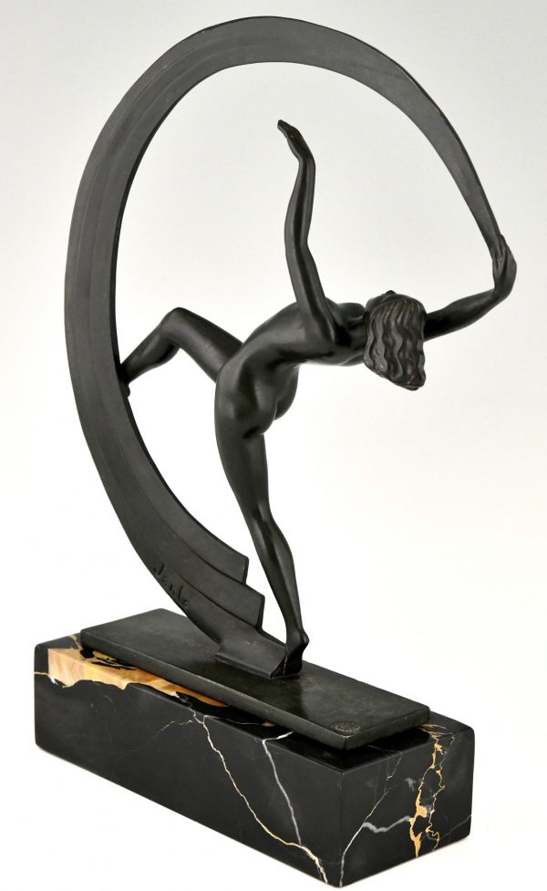 Art Deco sculpture of a nude scarf dancer, Bacchanale