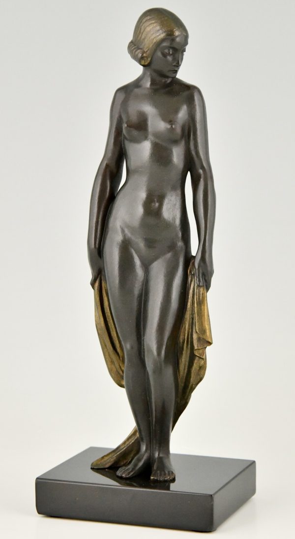 Art Deco bronzen sculptuur naakte vrouw met sluier