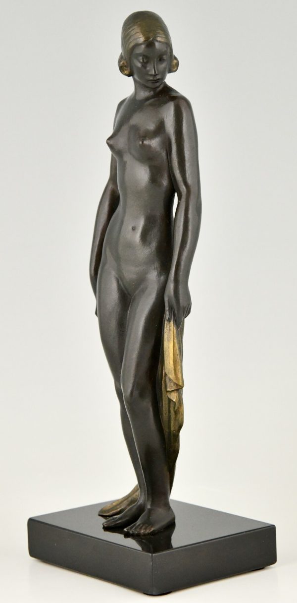 Art Deco bronzen sculptuur naakte vrouw met sluier