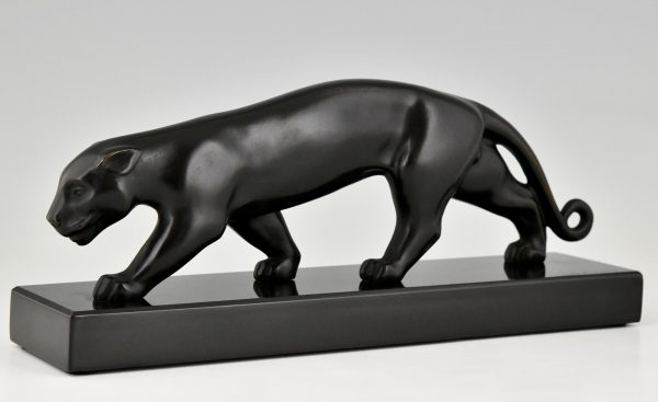 Art Deco bronze sculpture of a panther