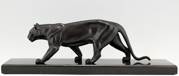 Art Deco sculpture of a panther