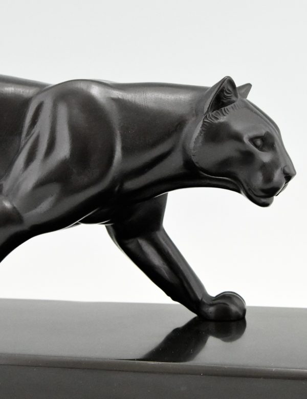 Art Deco sculpture of a panther