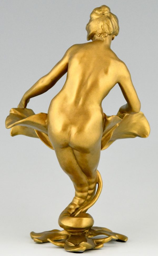 Art Nouveau sculpture sirène avec fleur