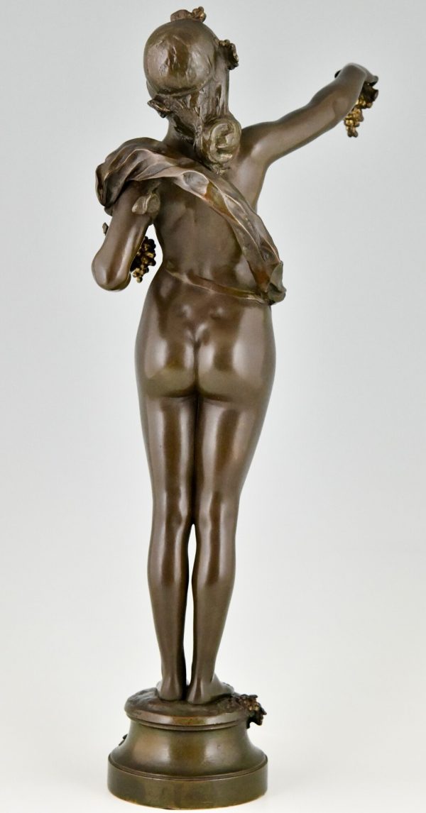 Les Raisins, Art Nouveau bronze sculpture nude with grapes