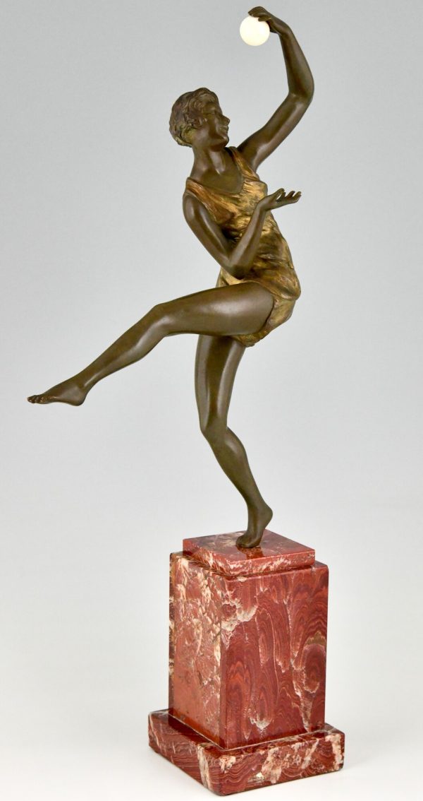 Art Deco bronzen sculptuur danseres met bal