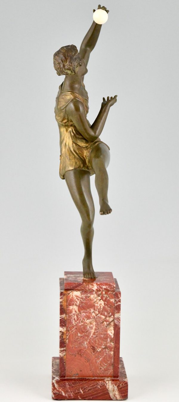 Art Deco bronzen sculptuur danseres met bal