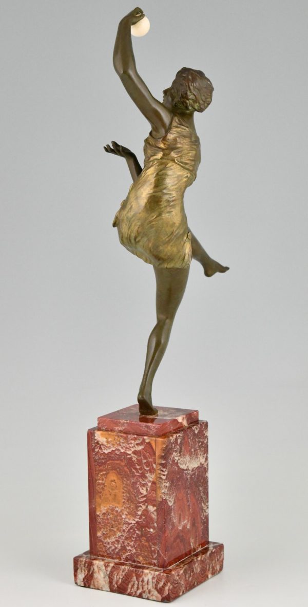 Art Deco bronzen sculptuur danseres met bal