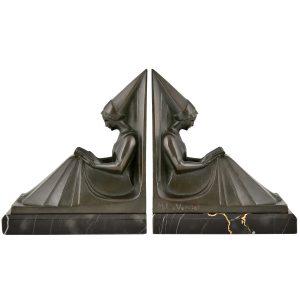 max-le-verrier-art-deco-bookends-reading-medieval-ladies-4737091-en-max