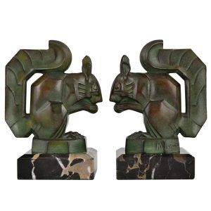 max-le-verrier-art-deco-squirrel-bookends-4737011-en-max