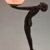 Art Deco style lamp nude with globe Clarté LUEUR LUMINEUSE 38 cm.