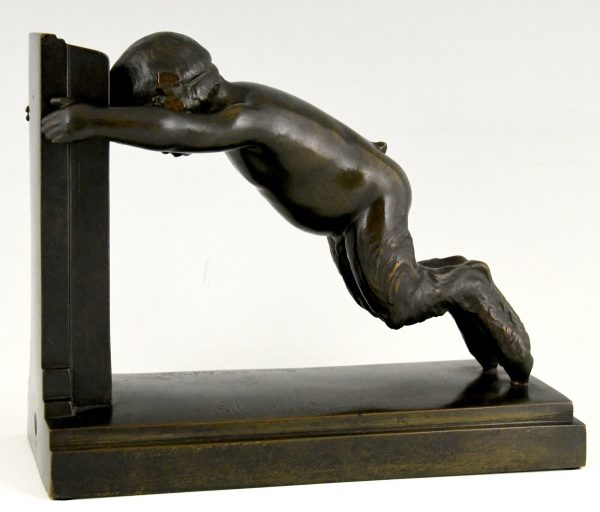 Art Deco Bronze Buchstütze junge Satyr