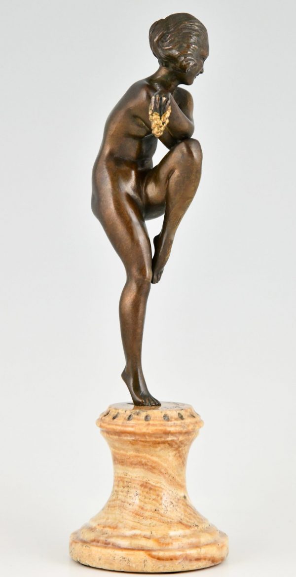 Art Deco bronze sculptuur dansend naakt met druiven Pierre le Faguays