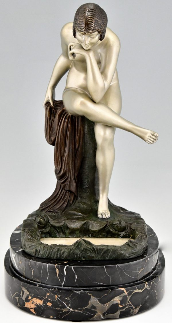 Art Deco bronze lamp nude at a pond