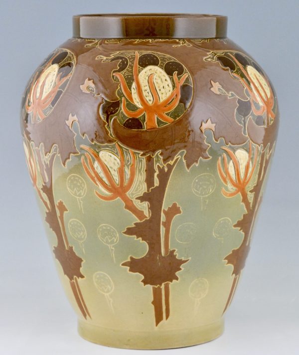 Jugendstil Vase Keramik mit Blumen