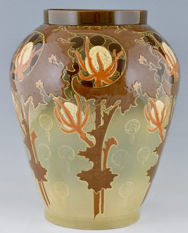 Jugendstil Vase Keramik mit Blumen