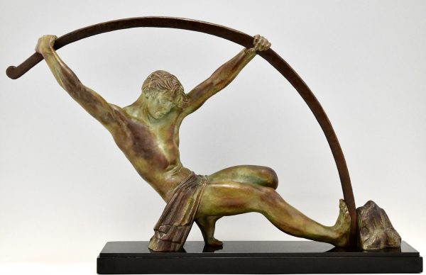 Art Deco Skulptur atletischer Mann mit Stab “l’age du bronze”