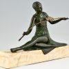 Sculpture en bronze Art Deco femme aux oiseaux