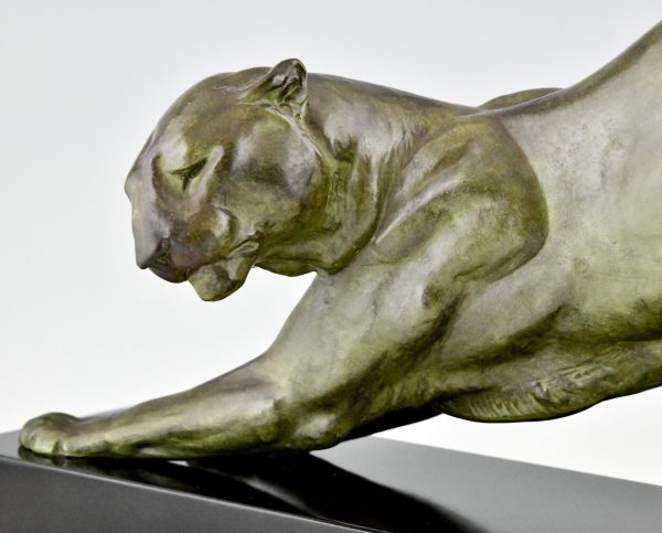 Art Deco sculpture of a panther