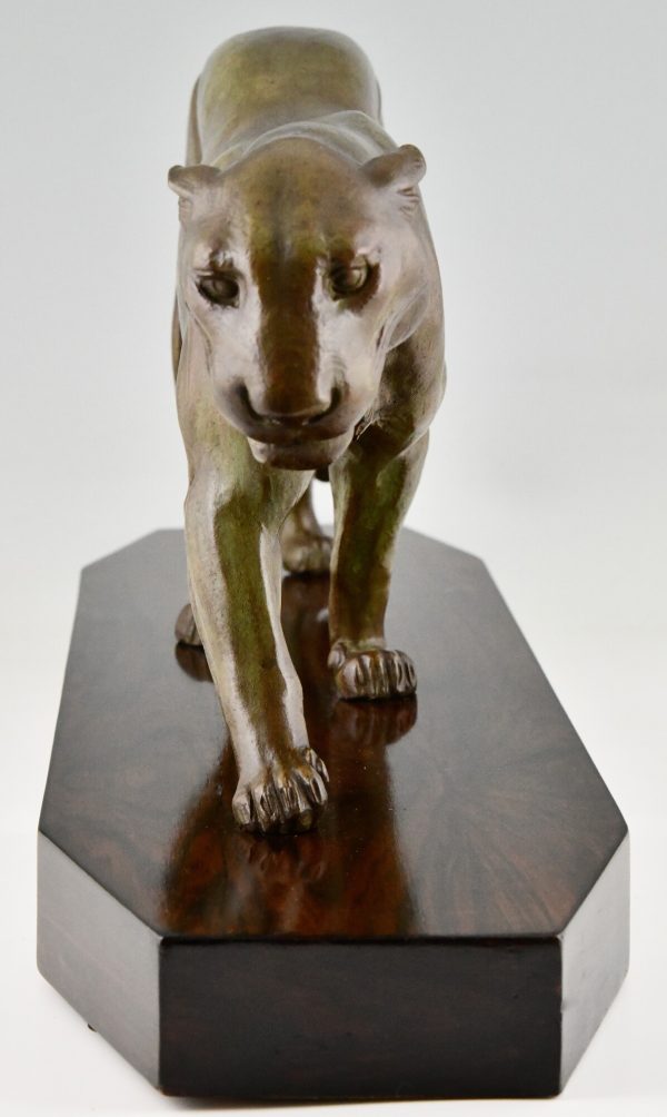 Art Deco sculpture of a panther