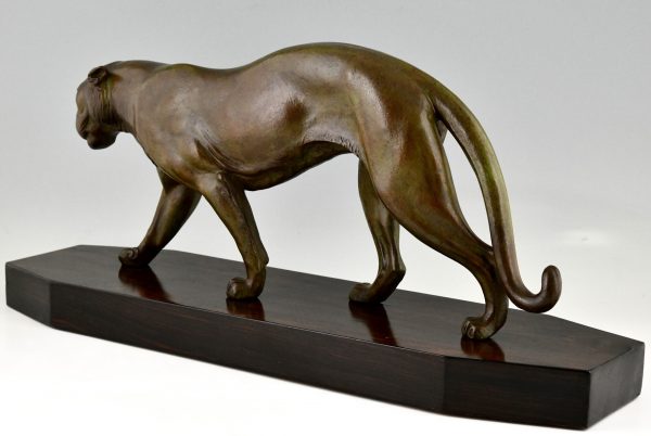 Art Deco sculpture of a panther