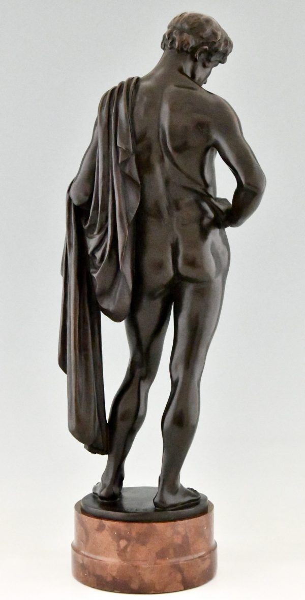 Orpheus, antike Bronzeskulptur eines männlichen Aktes mit Leier und Umhang.