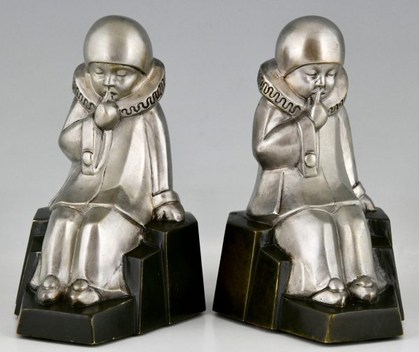 Art Deco serre livres en bronze Pierrots